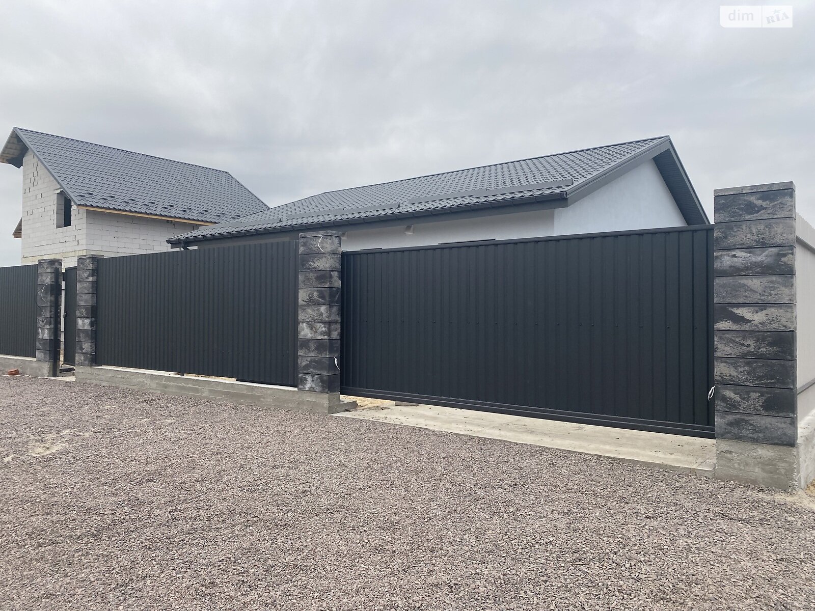 одноэтажный дом, 105 кв. м, пеноблок. Продажа в Мартусовке фото 1