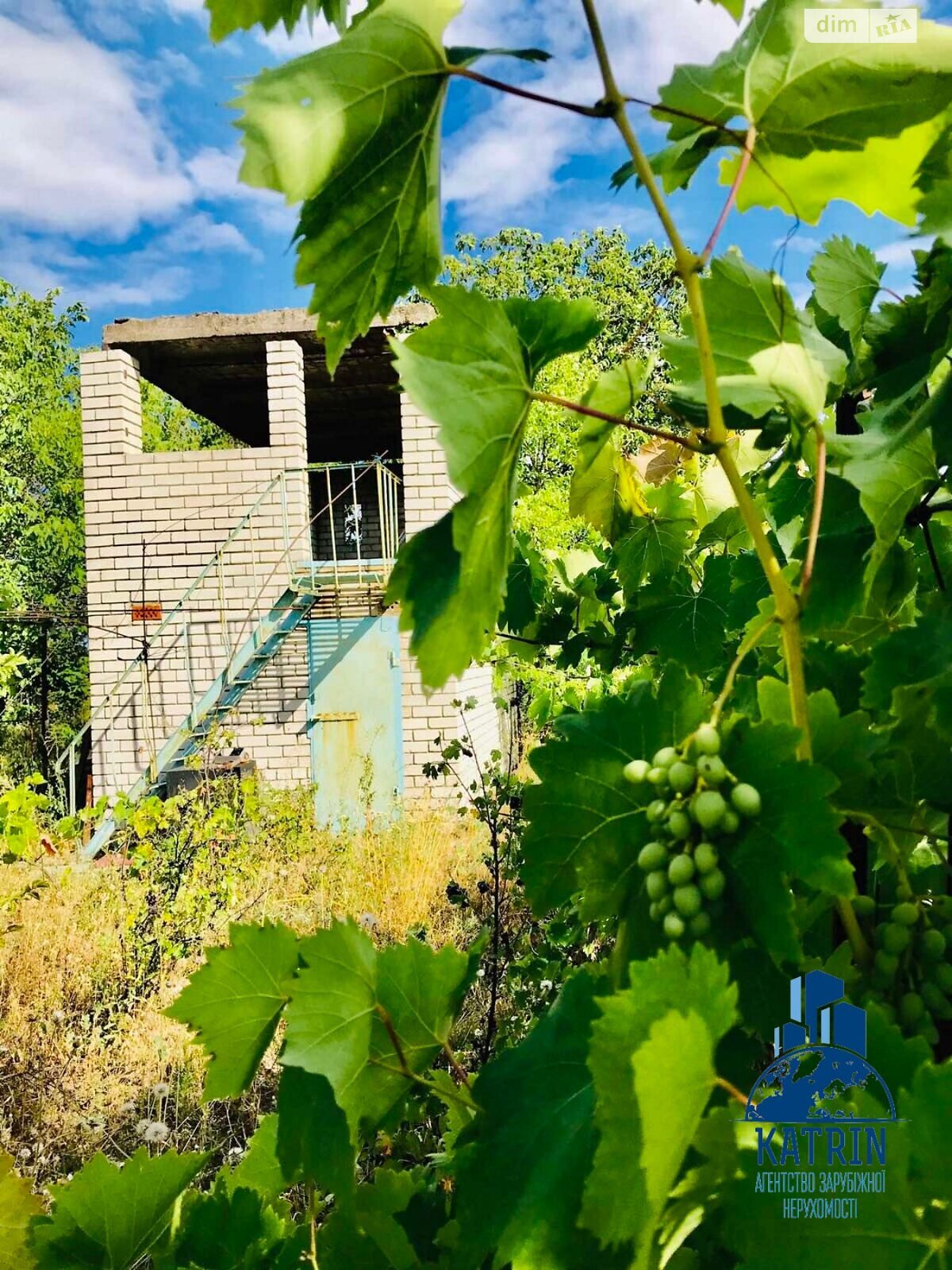 двухэтажный дом с верандой, 40 кв. м, кирпич. Продажа в Марьяновке фото 1 двухэтажный дом с верандой, 40 кв. м, кирпич. Продажа в Марьяновке фото 1