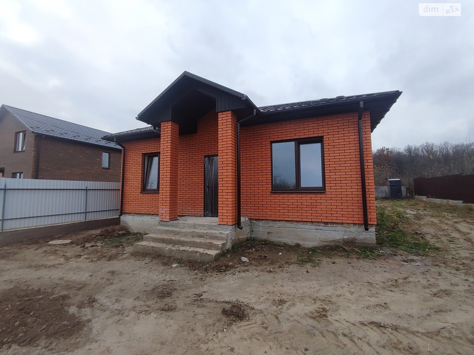 одноэтажный дом, 105 кв. м, кирпич. Продажа в Майдане-Чапельском фото 1