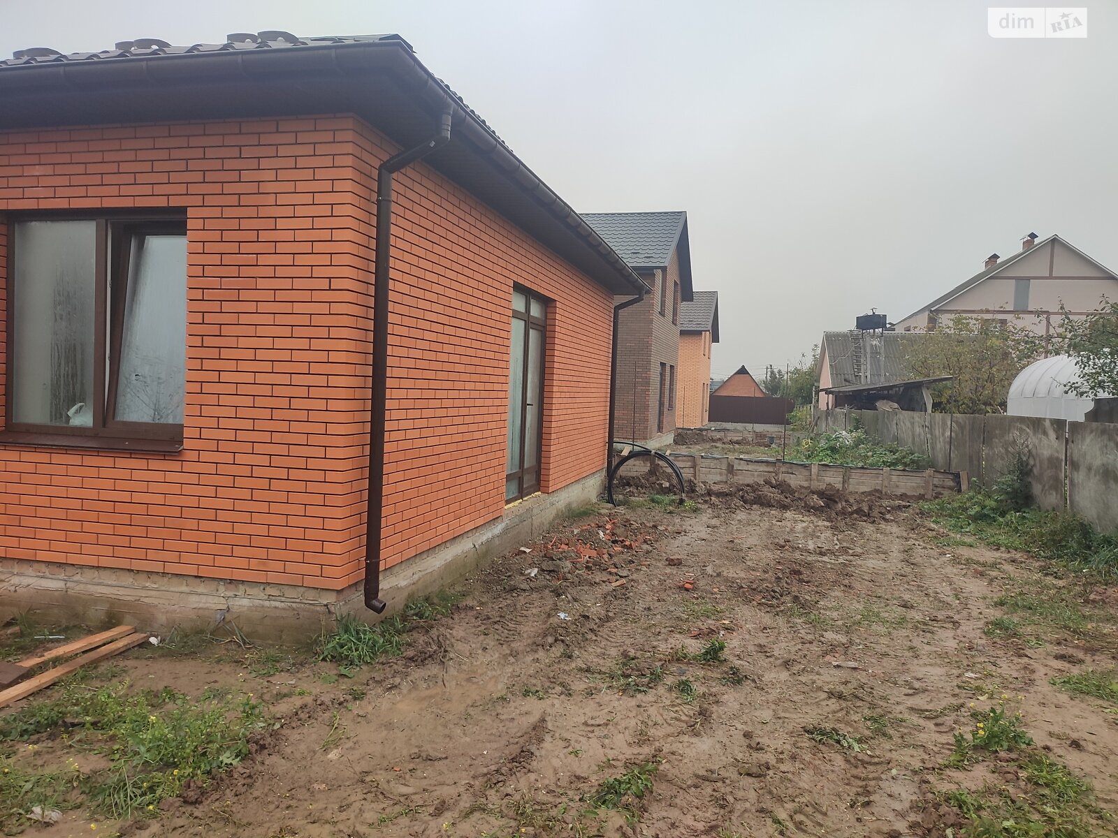 одноэтажный дом, 105 кв. м, кирпич. Продажа в Майдане-Чапельском фото 1
