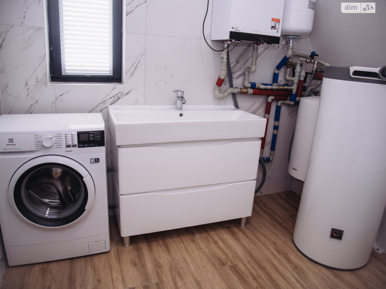 двухэтажный дом, 100 кв. м, монолит. Продажа в Медведке фото 1