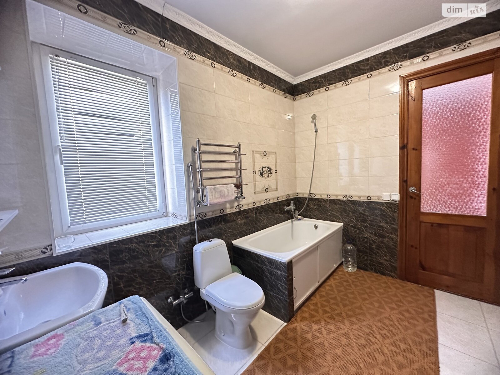 двоповерховий будинок бесідка, 177.8 кв. м, бутовий камінь. Продаж у Медмежому Вушку фото 1 двоповерховий будинок бесідка, 177.8 кв. м, бутовий камінь. Продаж у Медмежому Вушку фото 1