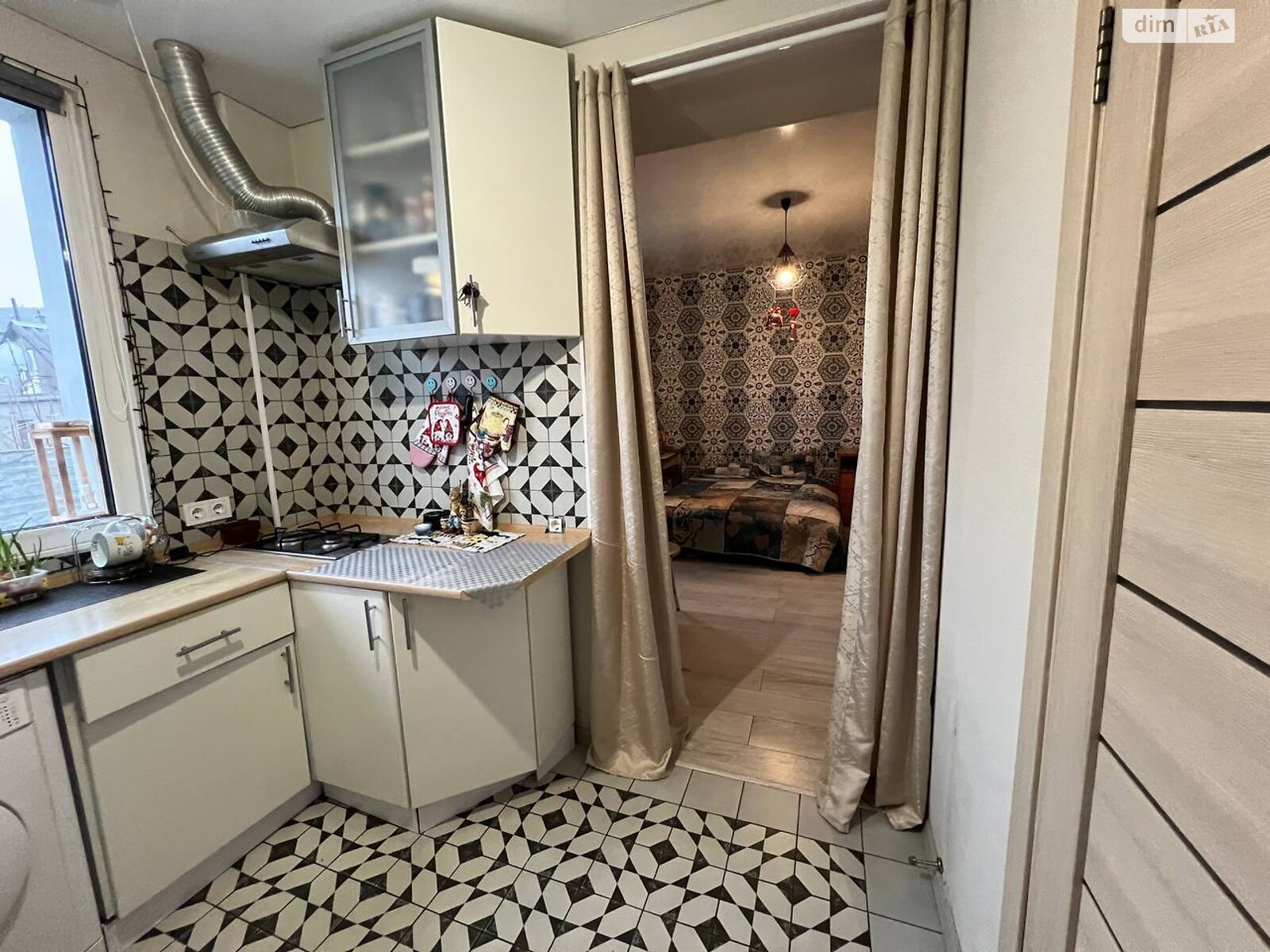 одноэтажный дом, 110 кв. м, кирпич. Продажа в Мерефе фото 1 одноэтажный дом, 110 кв. м, кирпич. Продажа в Мерефе фото 1