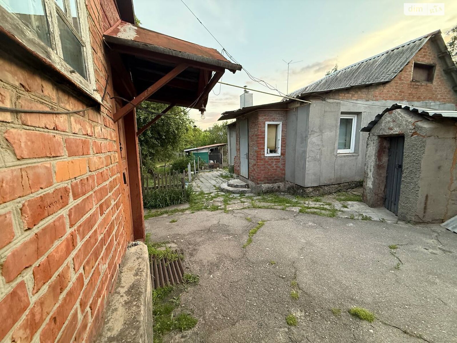 одноэтажный дом с гаражом, 83 кв. м, кирпич. Продажа в Мерефе фото 1 одноэтажный дом с гаражом, 83 кв. м, кирпич. Продажа в Мерефе фото 1
