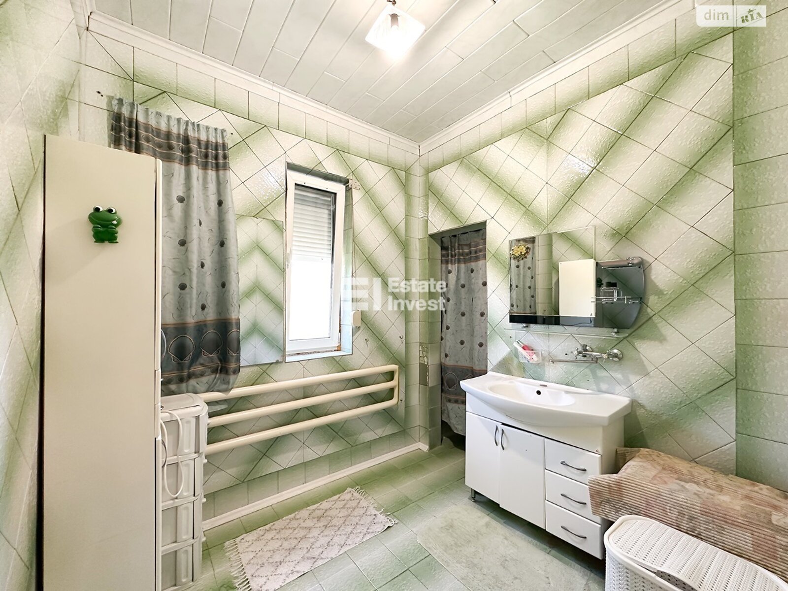 двоповерховий будинок з гаражем, 220 кв. м, цегла. Продаж у Мерефі фото 1 двоповерховий будинок з гаражем, 220 кв. м, цегла. Продаж у Мерефі фото 1