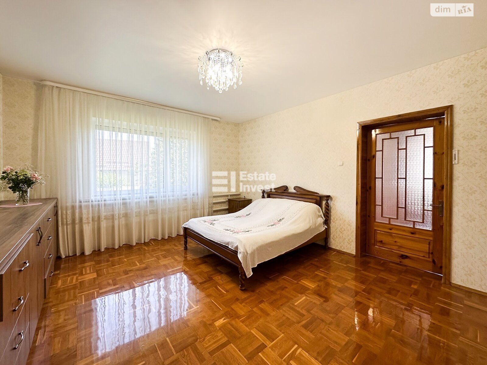 двоповерховий будинок з гаражем, 220 кв. м, цегла. Продаж у Мерефі фото 1 двоповерховий будинок з гаражем, 220 кв. м, цегла. Продаж у Мерефі фото 1