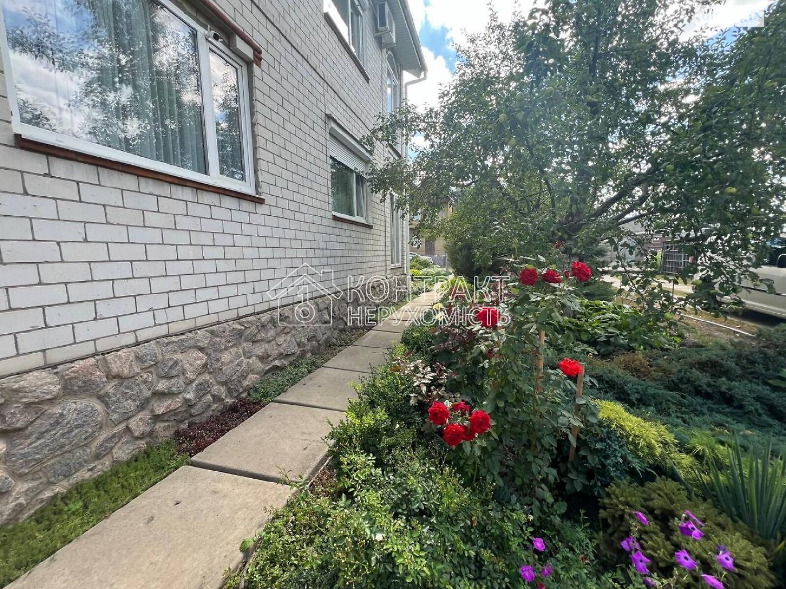 двухэтажный дом, 220 кв. м, кирпич. Продажа в Мерефе фото 1 двухэтажный дом, 220 кв. м, кирпич. Продажа в Мерефе фото 1