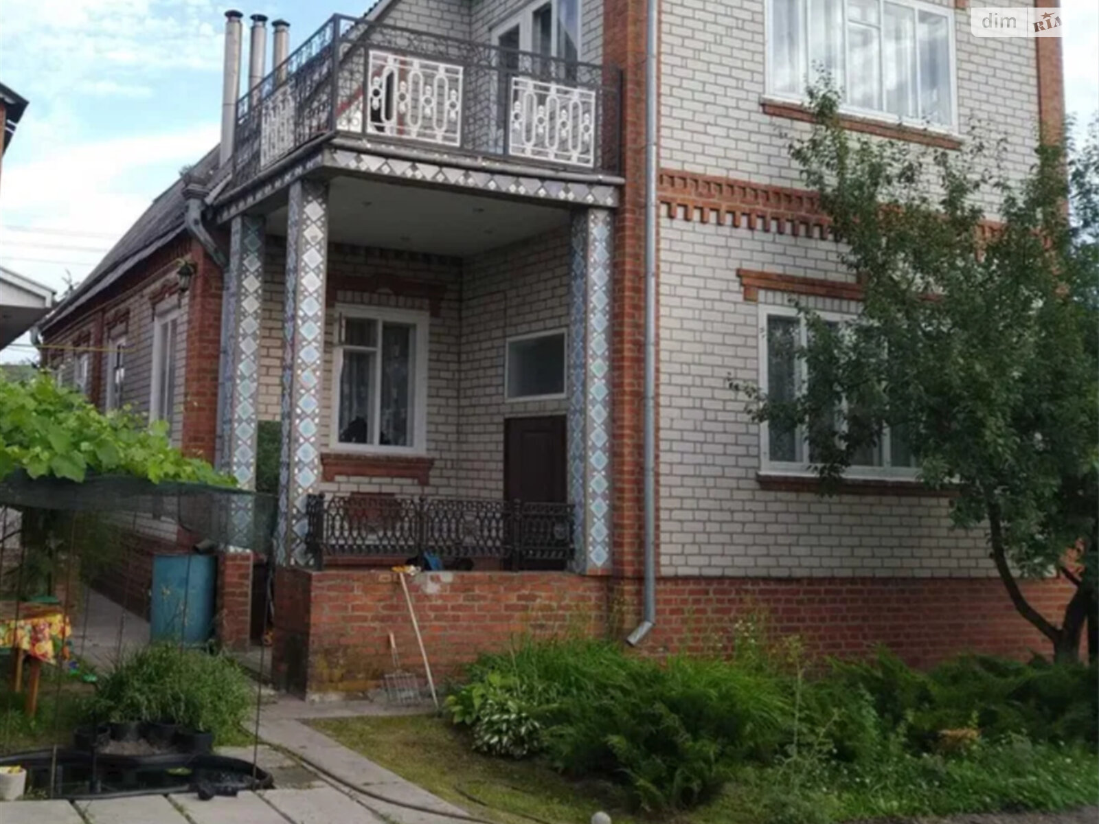 двоповерховий будинок з гаражем, 270 кв. м, кирпич. Продаж у Мерефі фото 1