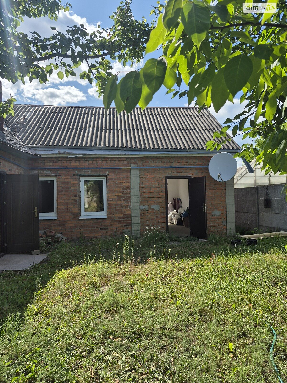 одноэтажный дом с гаражом, 87 кв. м, дерево и кирпич. Продажа в Мерефе фото 1 одноэтажный дом с гаражом, 87 кв. м, дерево и кирпич. Продажа в Мерефе фото 1
