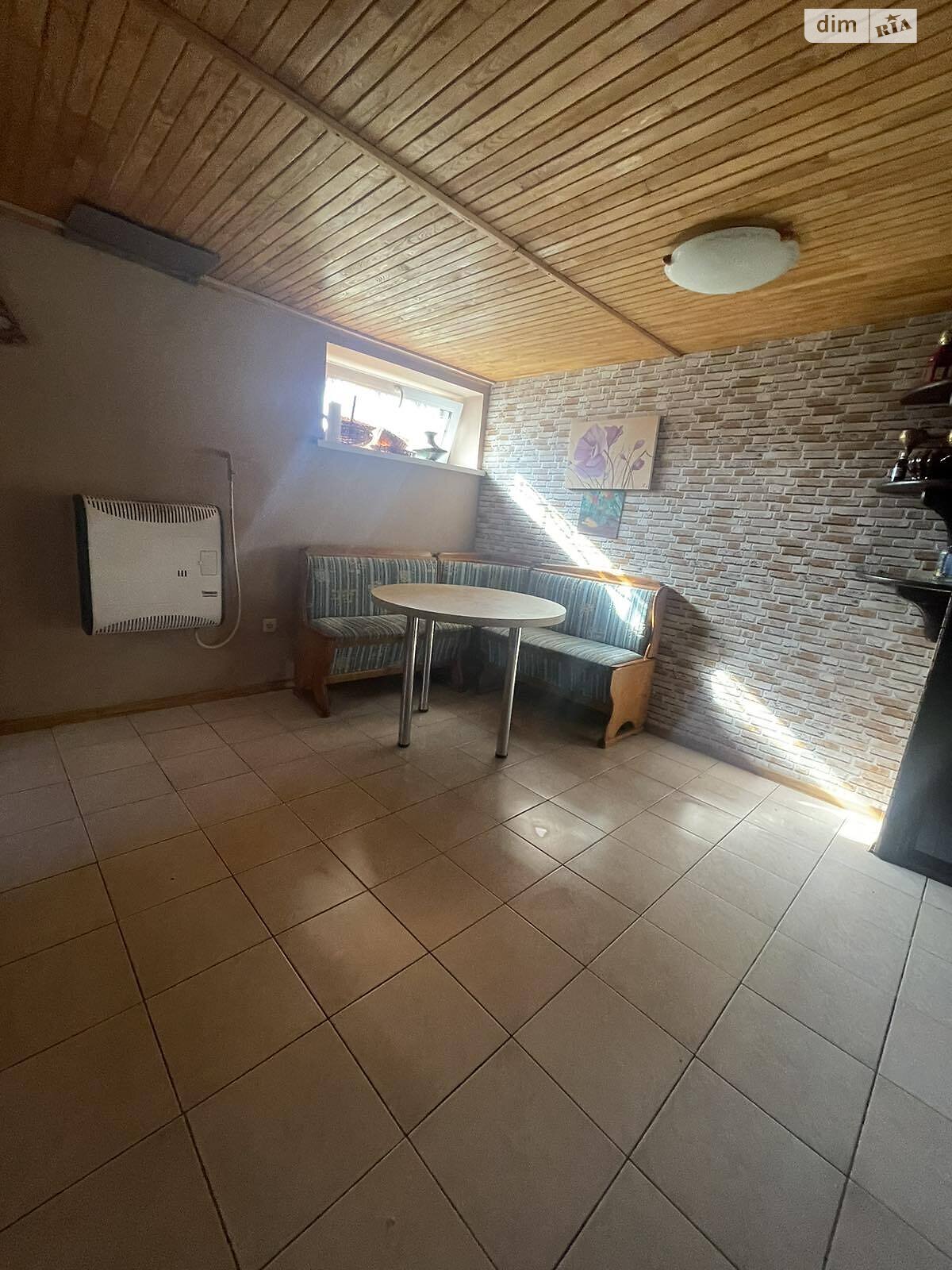 трехэтажный дом с верандой, 150.3 кв. м, кирпич. Продажа в Михайловке-Рубежовке фото 1