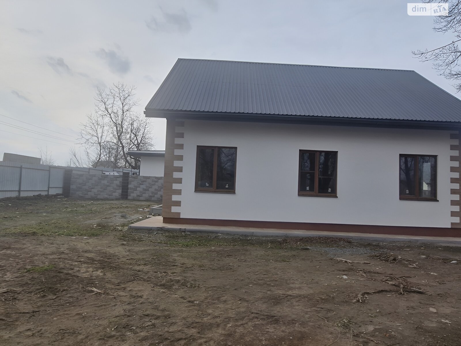 двухэтажный дом с отоплением, 120 кв. м, кирпич. Продажа в Михайловке-Рубежовке фото 1 двухэтажный дом с отоплением, 120 кв. м, кирпич. Продажа в Михайловке-Рубежовке фото 1