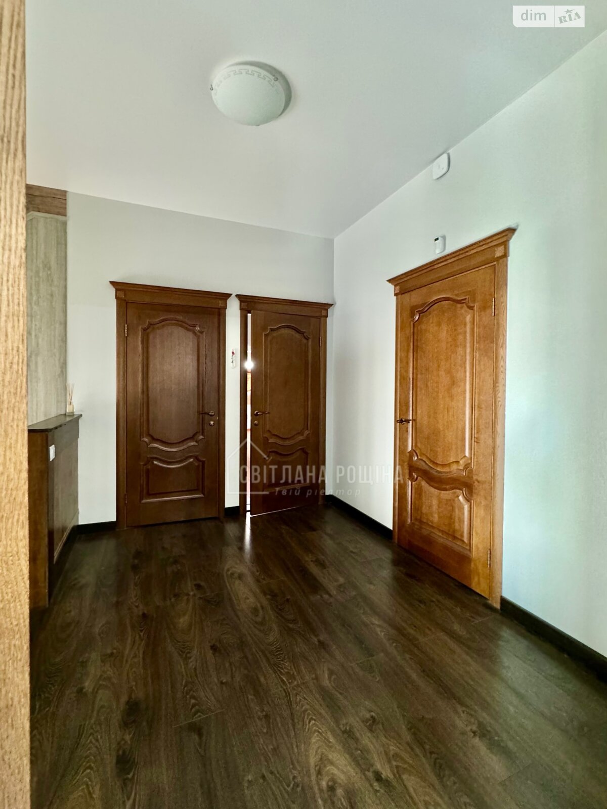 двухэтажный дом с верандой, 299 кв. м, кирпич. Продажа в Михайловке-Рубежовке фото 1 двухэтажный дом с верандой, 299 кв. м, кирпич. Продажа в Михайловке-Рубежовке фото 1