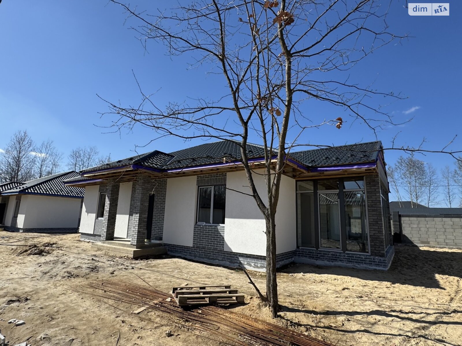 одноповерховий будинок з опаленням, 100 кв. м, кирпич. Продаж у Михайлівці-Рубежівці фото 1 одноповерховий будинок з опаленням, 100 кв. м, кирпич. Продаж у Михайлівці-Рубежівці фото 1