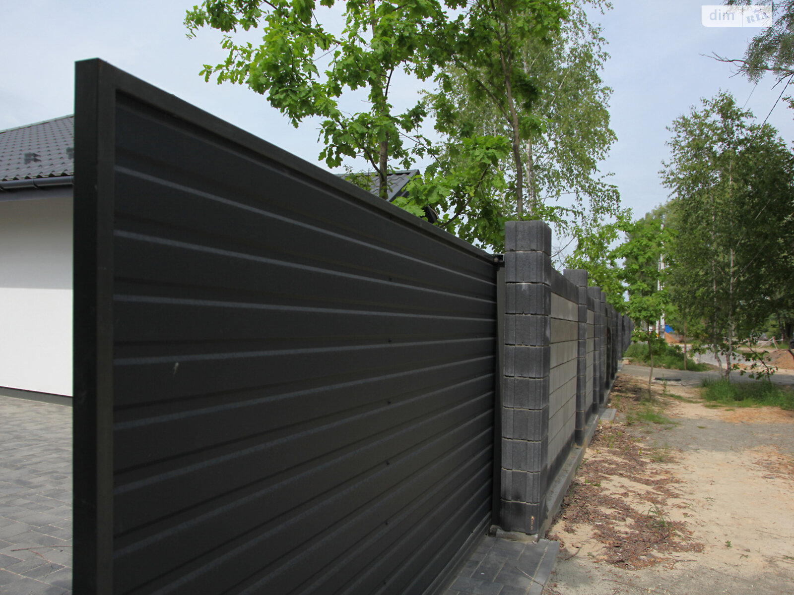 одноэтажный дом с отоплением, 97 кв. м, кирпич. Продажа в Михайловке-Рубежовке фото 1 одноэтажный дом с отоплением, 97 кв. м, кирпич. Продажа в Михайловке-Рубежовке фото 1