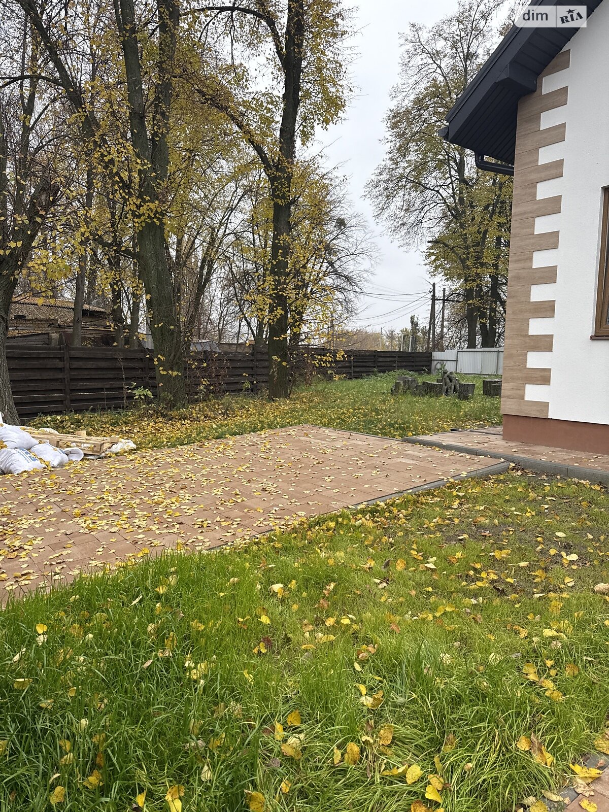 двухэтажный дом, 120 кв. м, кирпич. Продажа в Михайловке-Рубежовке фото 1