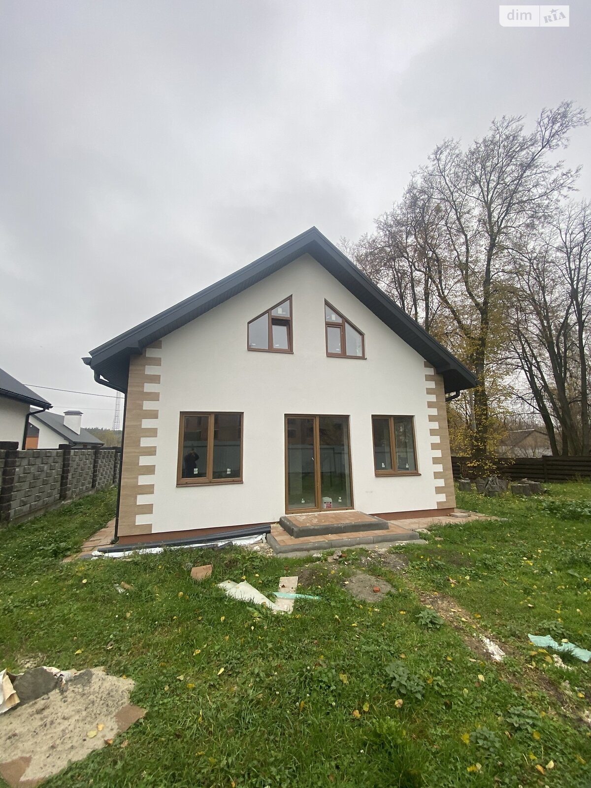 двухэтажный дом с отоплением, 120 кв. м, кирпич. Продажа в Михайловке-Рубежовке фото 1 двухэтажный дом с отоплением, 120 кв. м, кирпич. Продажа в Михайловке-Рубежовке фото 1