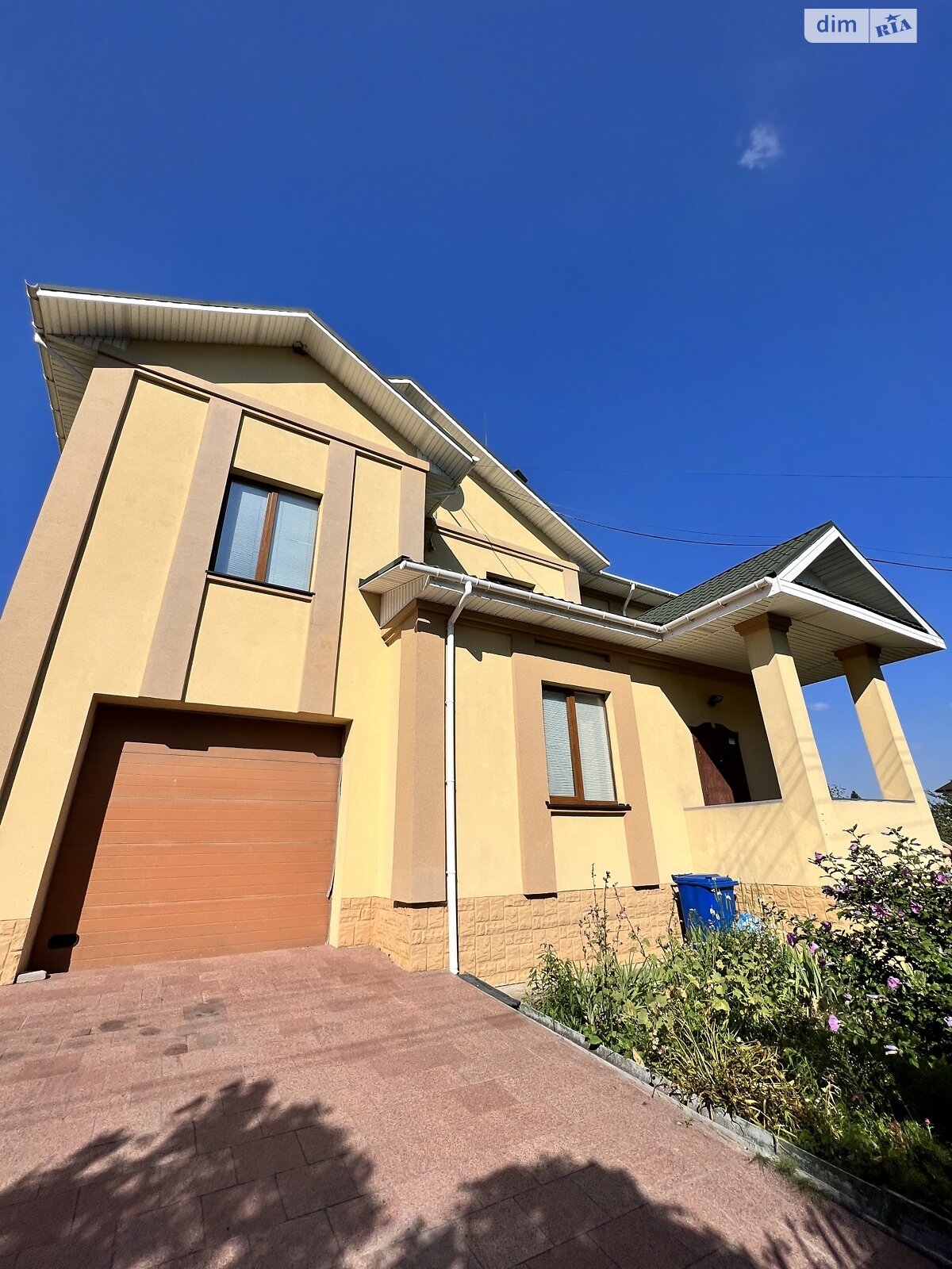 триповерховий будинок бесідка, 301.8 кв. м, цегла. Продаж у Михайлівці-Рубежівці фото 1 триповерховий будинок бесідка, 301.8 кв. м, цегла. Продаж у Михайлівці-Рубежівці фото 1