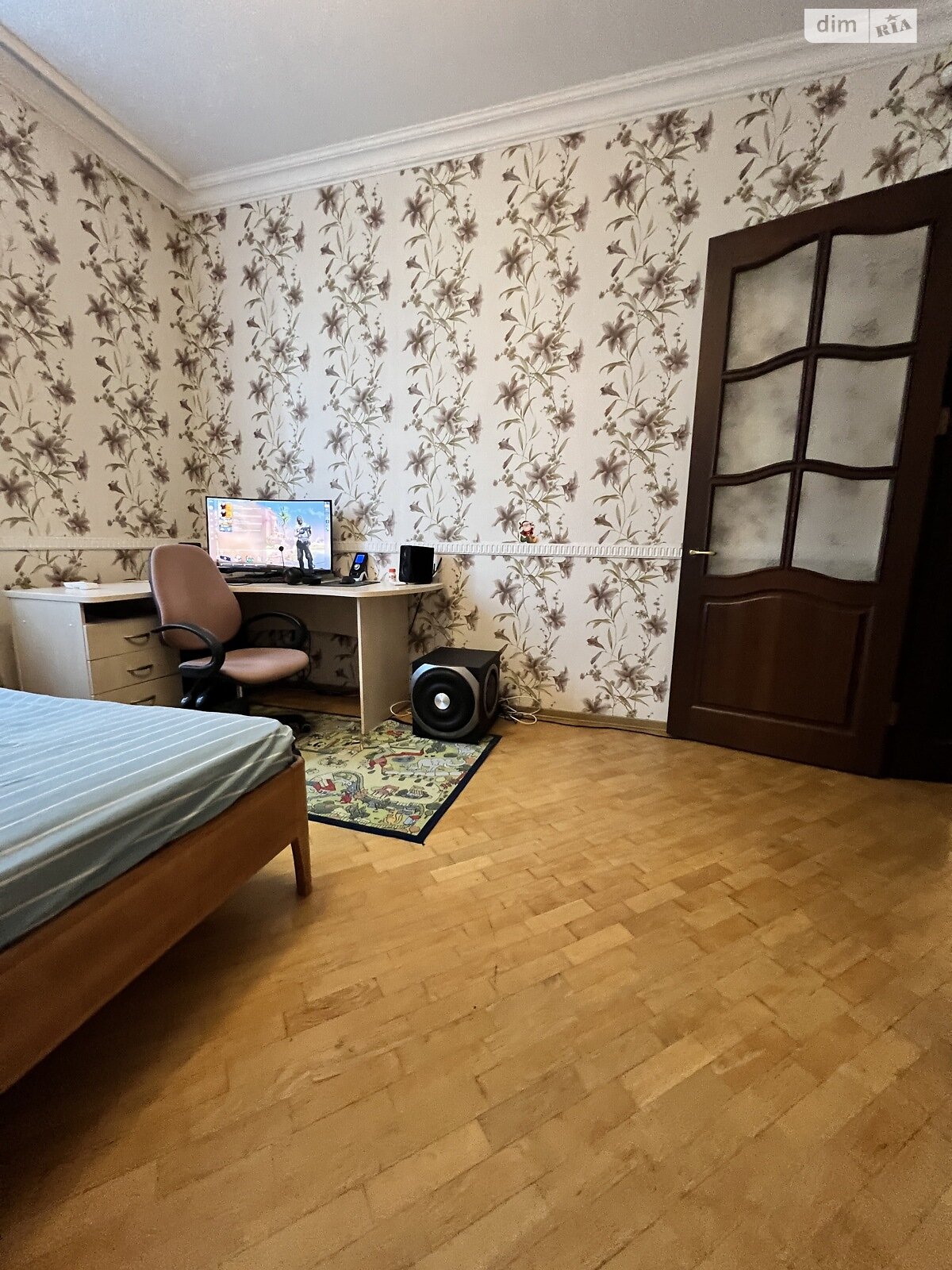 триповерховий будинок бесідка, 301.8 кв. м, цегла. Продаж у Михайлівці-Рубежівці фото 1 триповерховий будинок бесідка, 301.8 кв. м, цегла. Продаж у Михайлівці-Рубежівці фото 1