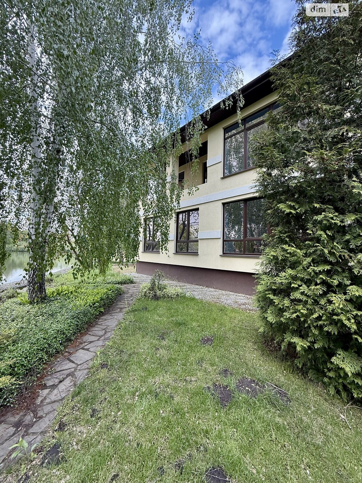 двухэтажный дом, 340 кв. м, кирпич. Продажа в Михайловке-Рубежовке фото 1 двухэтажный дом, 340 кв. м, кирпич. Продажа в Михайловке-Рубежовке фото 1