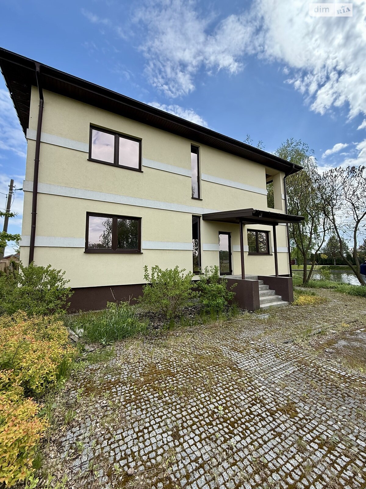 двухэтажный дом, 340 кв. м, кирпич. Продажа в Михайловке-Рубежовке фото 1 двухэтажный дом, 340 кв. м, кирпич. Продажа в Михайловке-Рубежовке фото 1