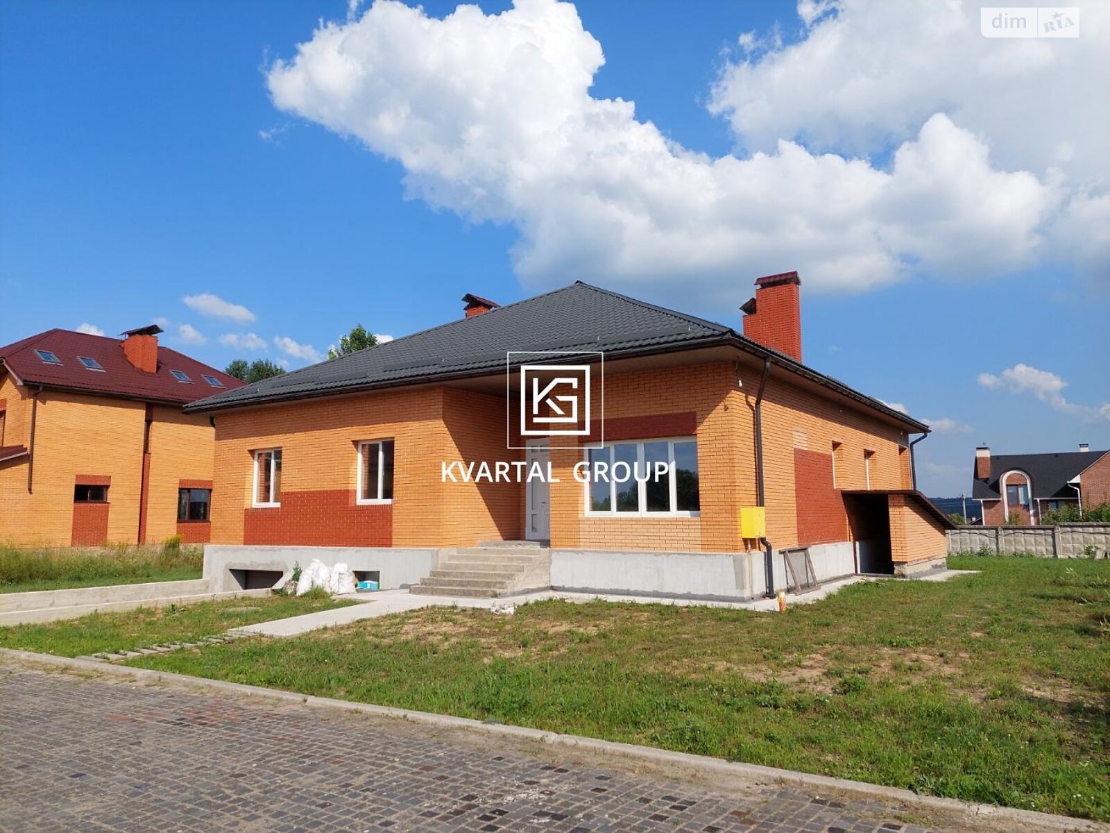 одноповерховий будинок з мансардою, 182 кв. м, цегла. Продаж у Михайлівці-Рубежівці фото 1 одноповерховий будинок з мансардою, 182 кв. м, цегла. Продаж у Михайлівці-Рубежівці фото 1