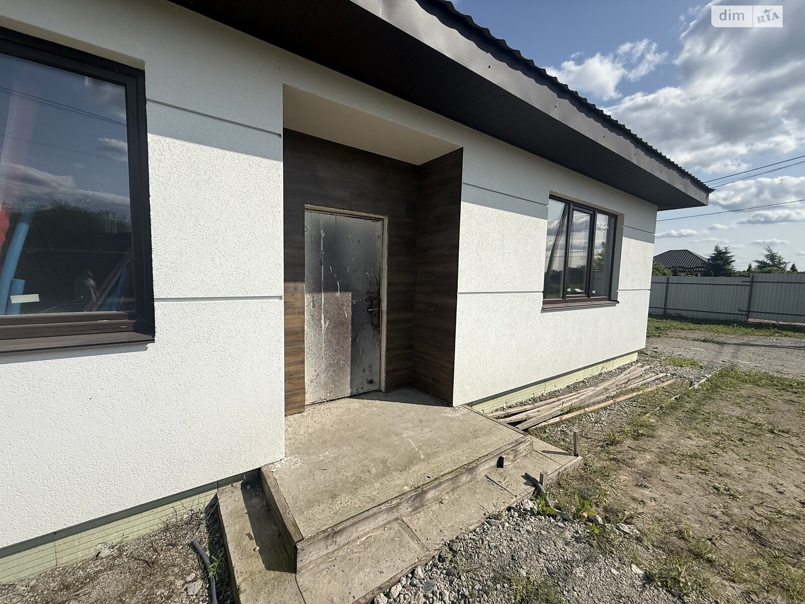 одноэтажный дом с верандой, 116 кв. м, газобетон. Продажа в Михайловке-Рубежовке фото 1 одноэтажный дом с верандой, 116 кв. м, газобетон. Продажа в Михайловке-Рубежовке фото 1