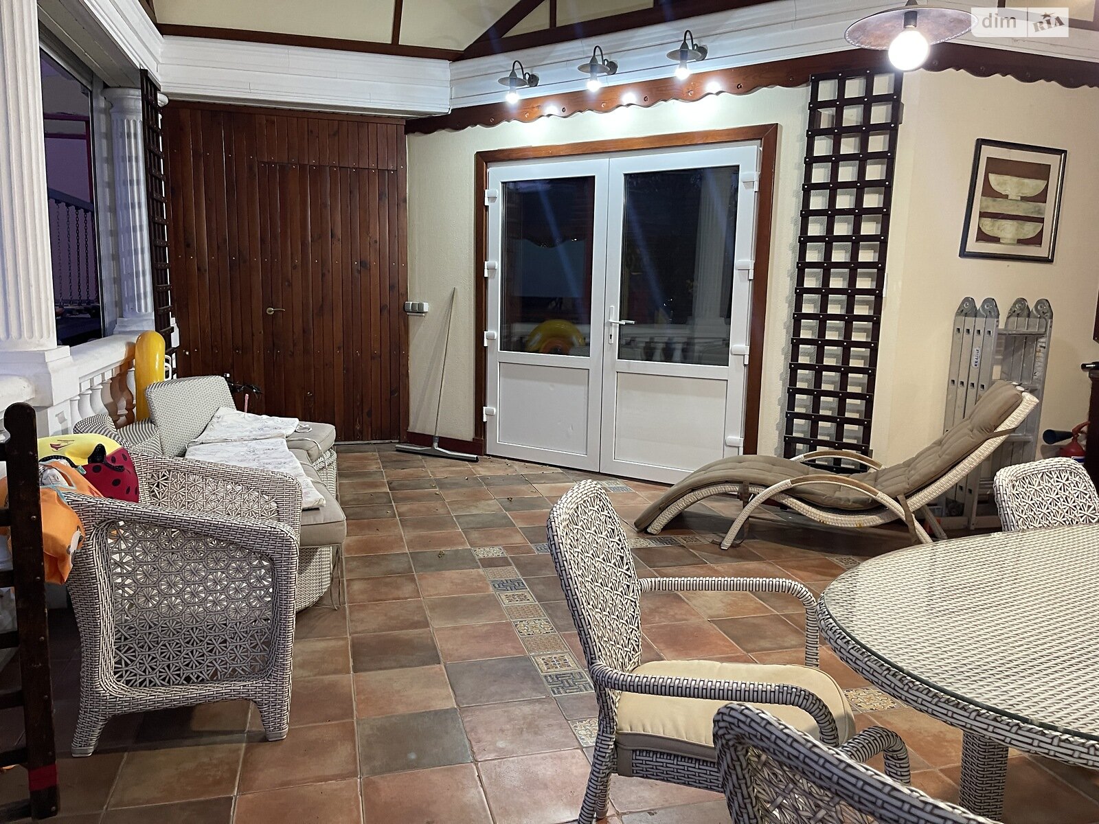 двухэтажный дом с гаражом, 208.1 кв. м, кирпич. Продажа в Михайловке-Рубежовке фото 1 двухэтажный дом с гаражом, 208.1 кв. м, кирпич. Продажа в Михайловке-Рубежовке фото 1