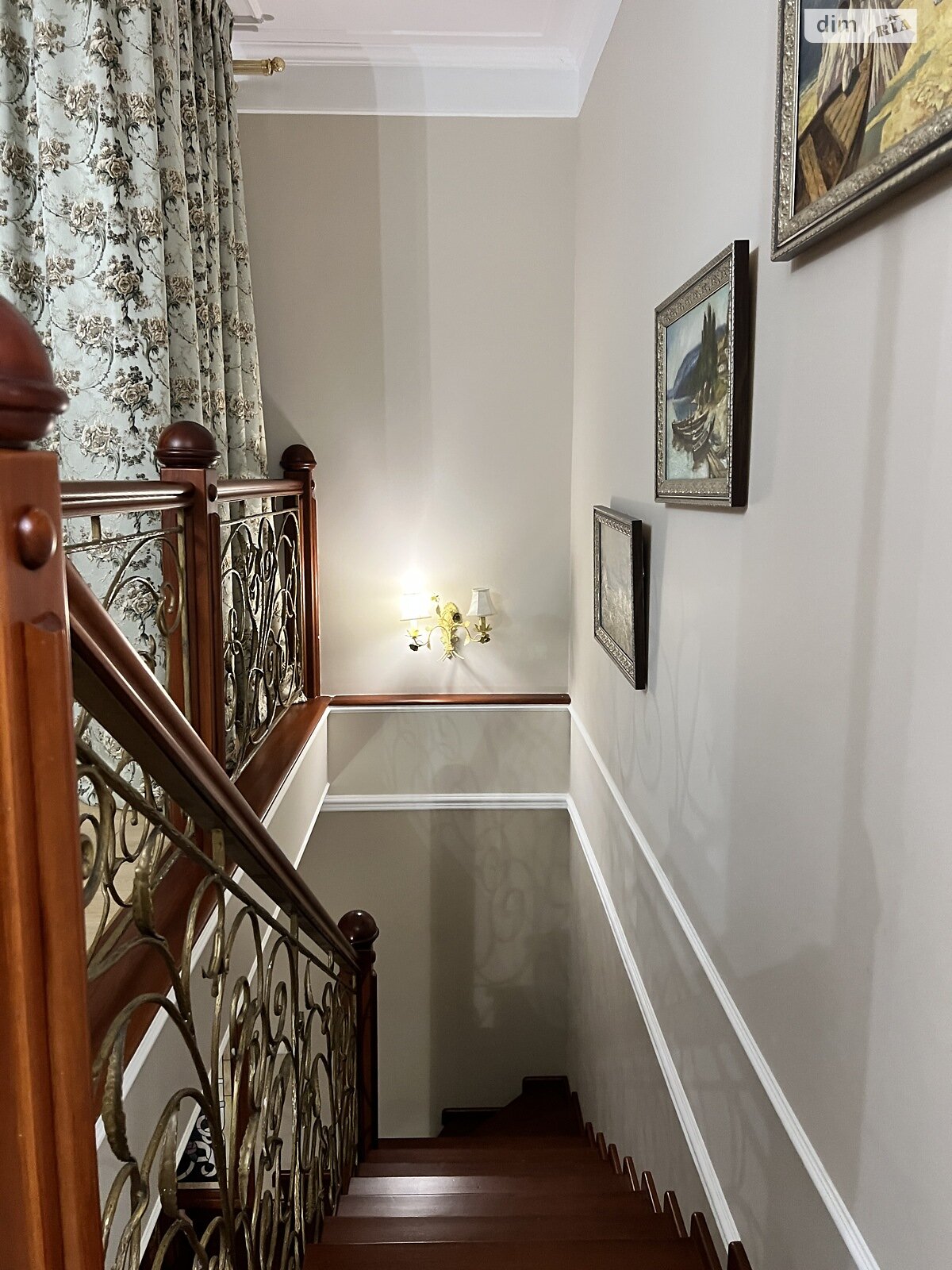 двухэтажный дом с гаражом, 208.1 кв. м, кирпич. Продажа в Михайловке-Рубежовке фото 1 двухэтажный дом с гаражом, 208.1 кв. м, кирпич. Продажа в Михайловке-Рубежовке фото 1