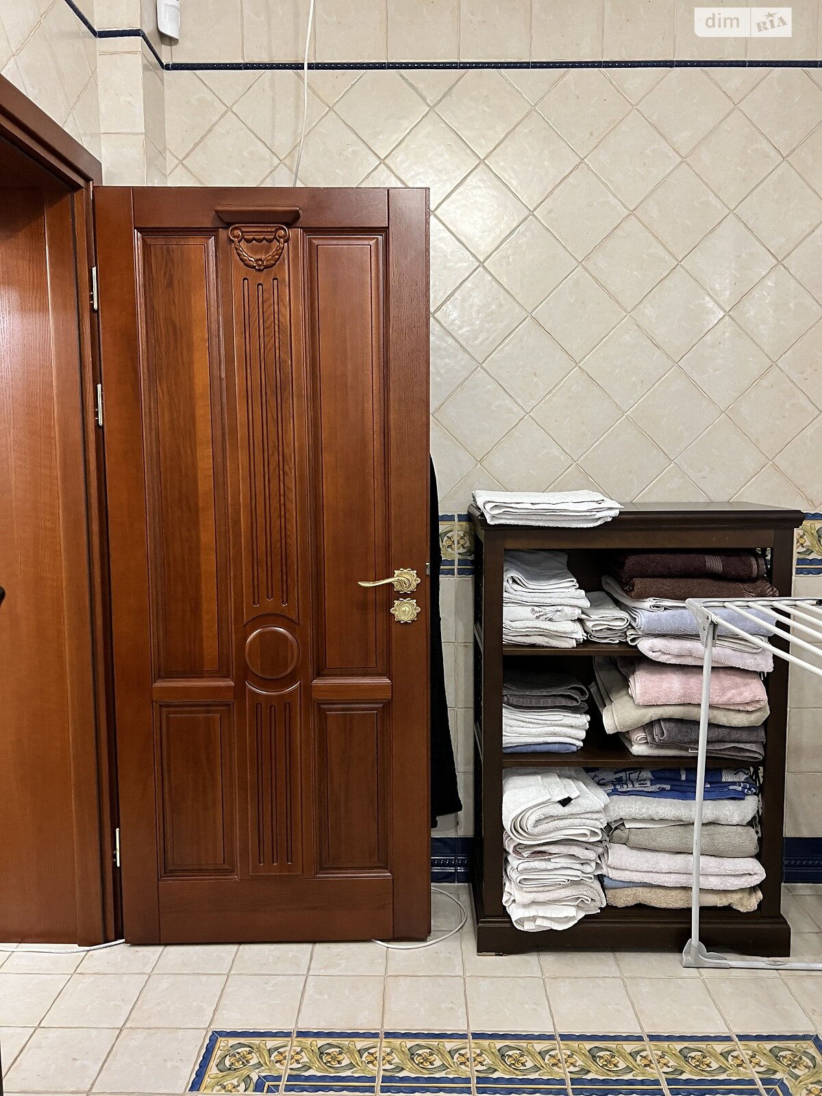 двухэтажный дом с гаражом, 208.1 кв. м, кирпич. Продажа в Михайловке-Рубежовке фото 1 двухэтажный дом с гаражом, 208.1 кв. м, кирпич. Продажа в Михайловке-Рубежовке фото 1