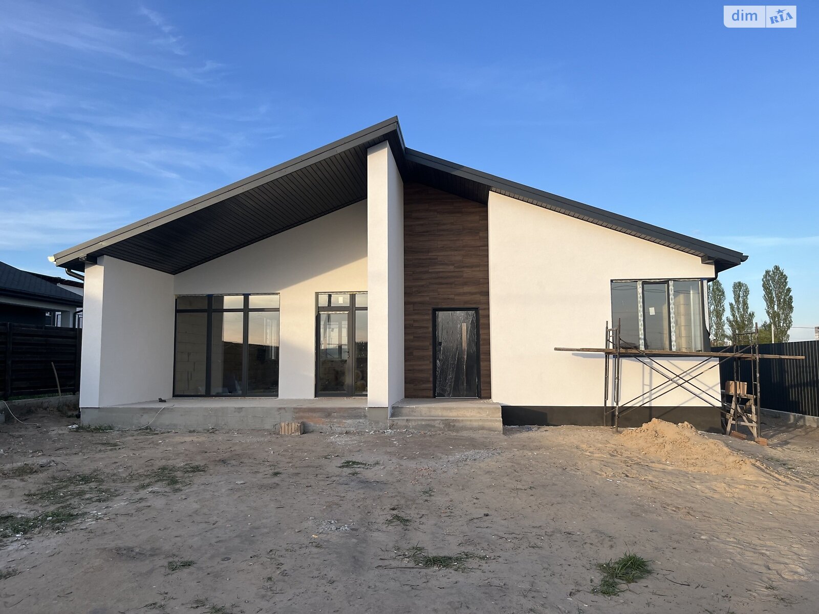 одноэтажный дом, 127 кв. м, керамический блок. Продажа в Михайловке-Рубежовке фото 1 одноэтажный дом, 127 кв. м, керамический блок. Продажа в Михайловке-Рубежовке фото 1