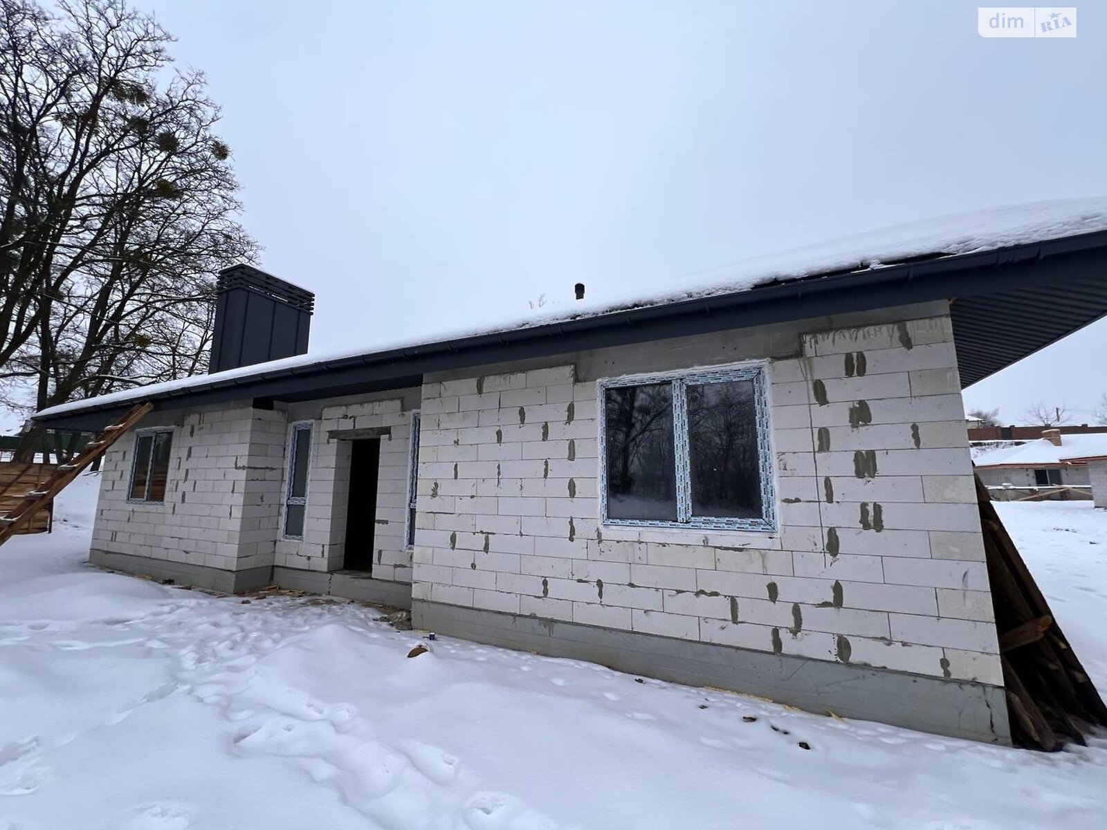 одноэтажный дом, 111 кв. м, кирпич. Продажа в Михайловке-Рубежовке фото 1