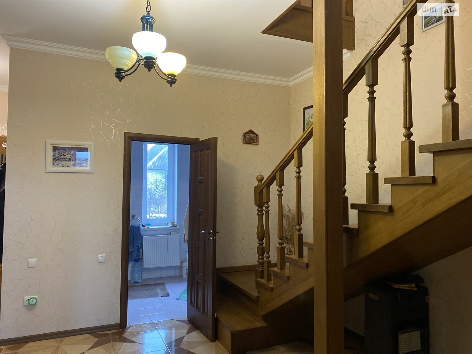 двухэтажный дом с ремонтом, 210.3 кв. м, кирпич. Продажа в Михайловке-Рубежовке фото 1 двухэтажный дом с ремонтом, 210.3 кв. м, кирпич. Продажа в Михайловке-Рубежовке фото 1