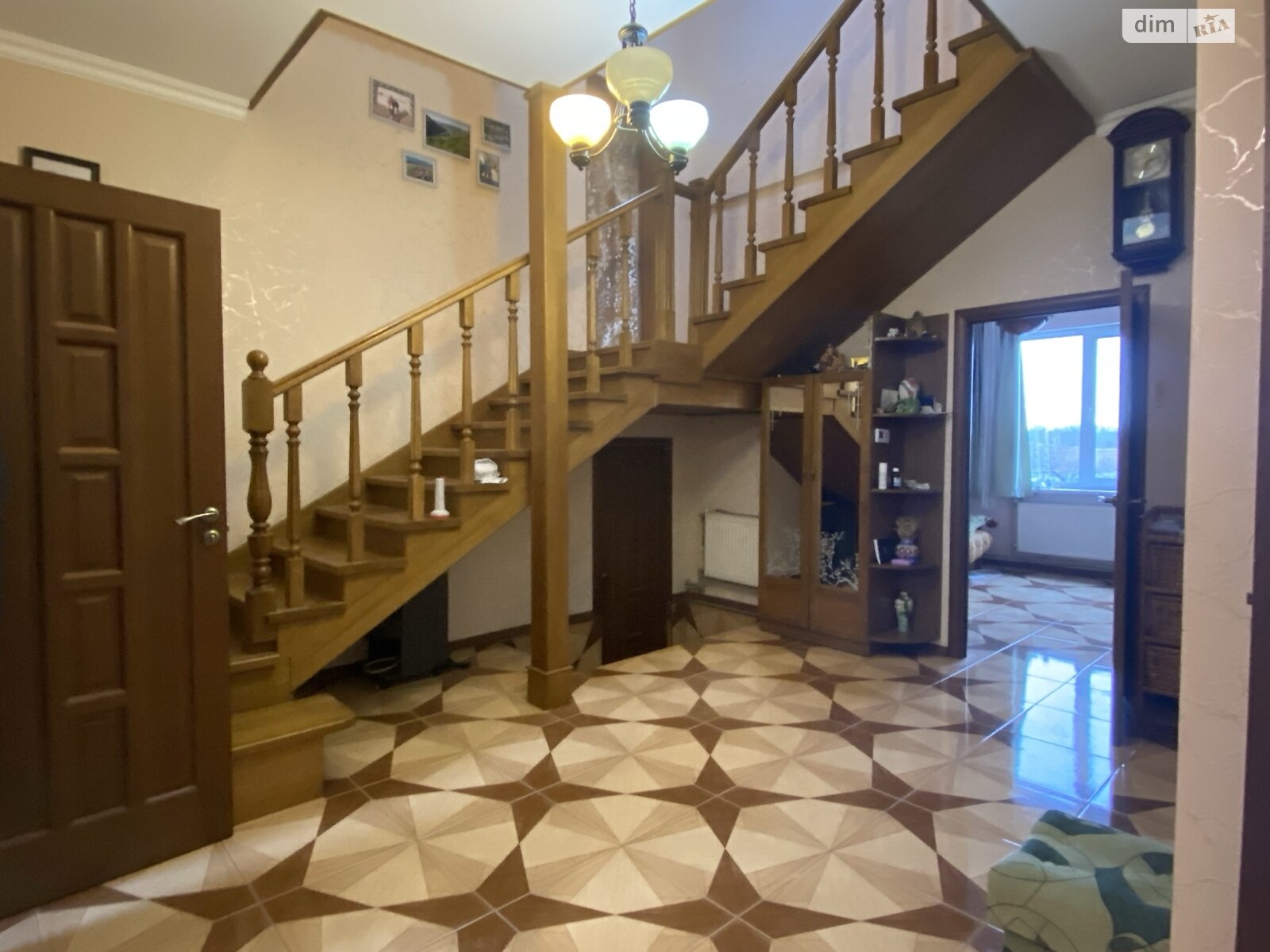 двухэтажный дом с ремонтом, 210.3 кв. м, кирпич. Продажа в Михайловке-Рубежовке фото 1 двухэтажный дом с ремонтом, 210.3 кв. м, кирпич. Продажа в Михайловке-Рубежовке фото 1