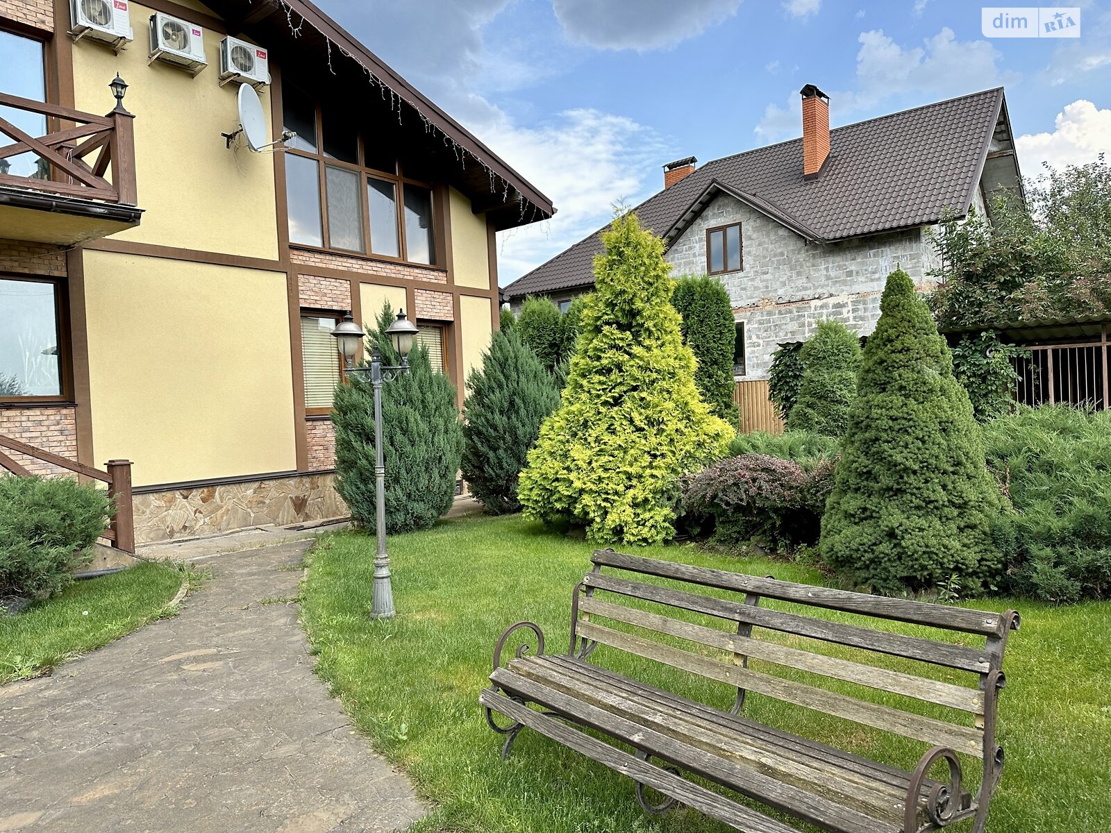 двухэтажный дом с верандой, 529.3 кв. м, кирпич. Продажа в Михайловке-Рубежовке фото 1 двухэтажный дом с верандой, 529.3 кв. м, кирпич. Продажа в Михайловке-Рубежовке фото 1