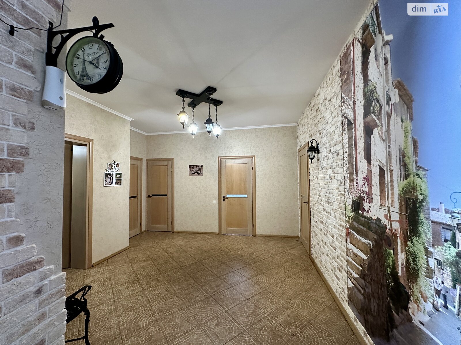 двухэтажный дом с верандой, 529.3 кв. м, кирпич. Продажа в Михайловке-Рубежовке фото 1 двухэтажный дом с верандой, 529.3 кв. м, кирпич. Продажа в Михайловке-Рубежовке фото 1