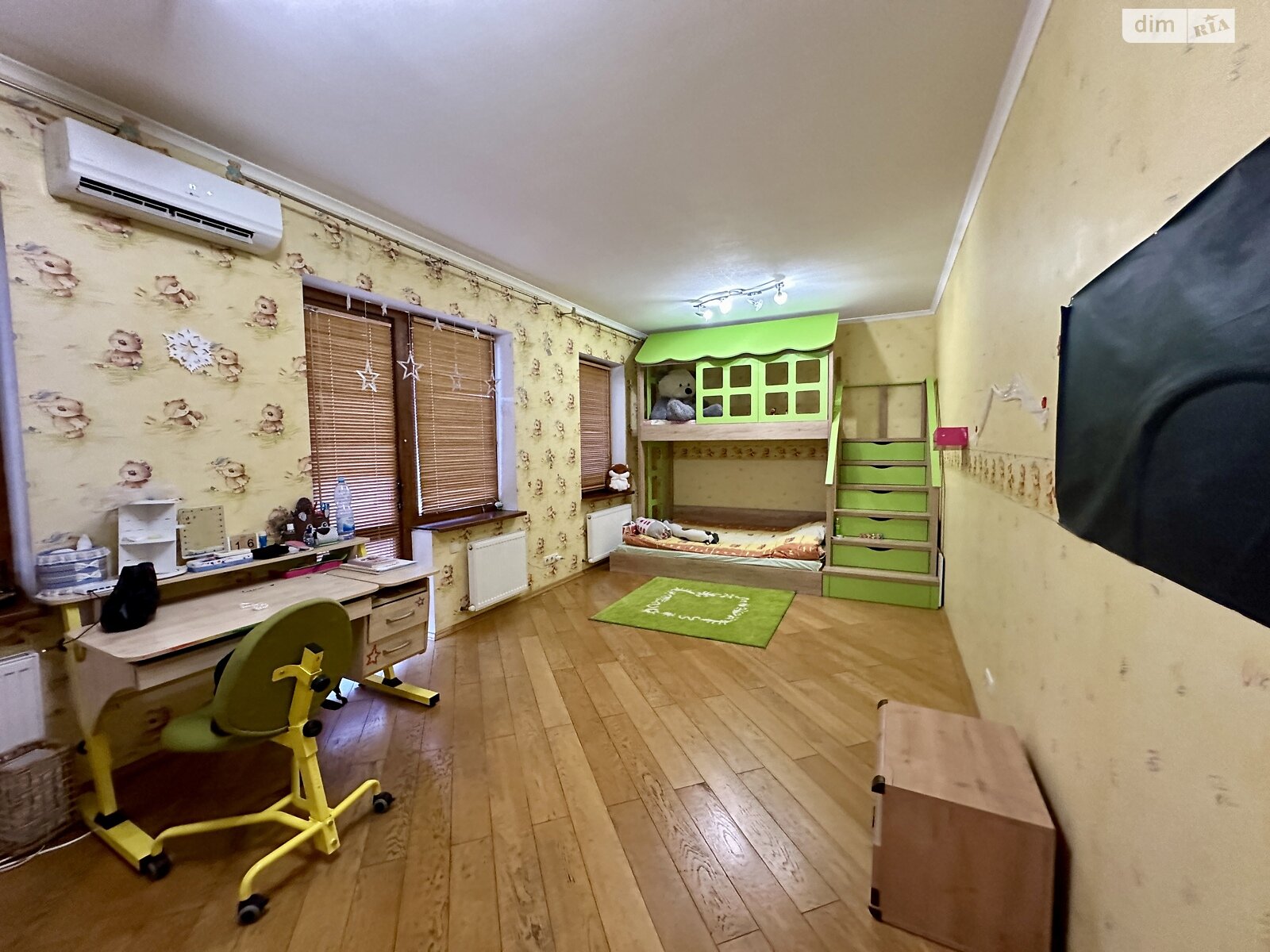 двухэтажный дом с верандой, 529.3 кв. м, кирпич. Продажа в Михайловке-Рубежовке фото 1 двухэтажный дом с верандой, 529.3 кв. м, кирпич. Продажа в Михайловке-Рубежовке фото 1