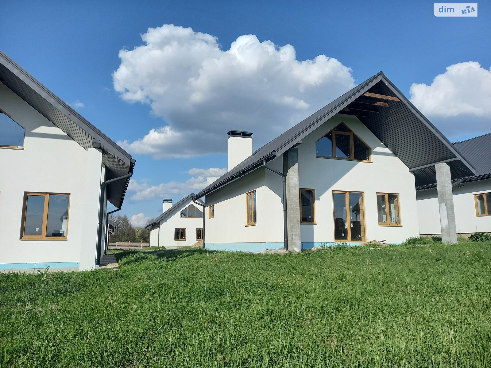 двоповерховий будинок з опаленням, 115 кв. м, цегла. Продаж у Михайлівці-Рубежівці фото 1 двоповерховий будинок з опаленням, 115 кв. м, цегла. Продаж у Михайлівці-Рубежівці фото 1