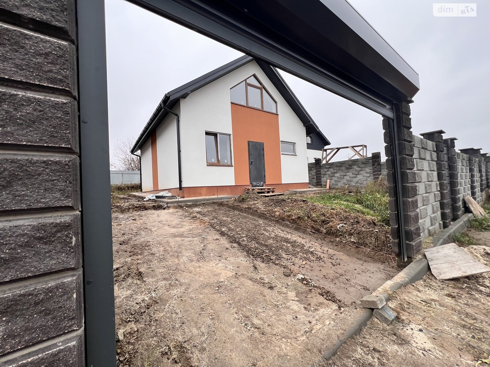 двоповерховий будинок з опаленням, 120 кв. м, цегла. Продаж у Михайлівці-Рубежівці фото 1 двоповерховий будинок з опаленням, 120 кв. м, цегла. Продаж у Михайлівці-Рубежівці фото 1