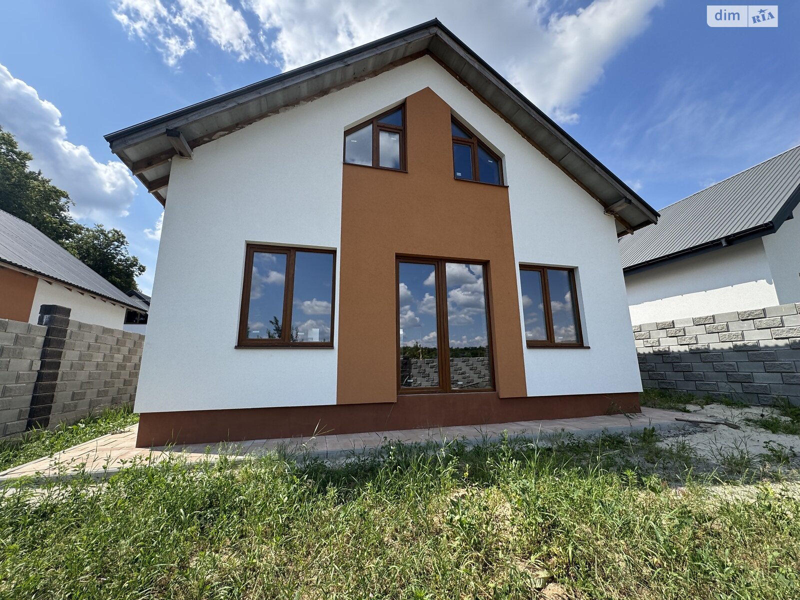 двухэтажный дом, 95 кв. м, кирпич. Продажа в Михайловке-Рубежовке фото 1 двухэтажный дом, 95 кв. м, кирпич. Продажа в Михайловке-Рубежовке фото 1
