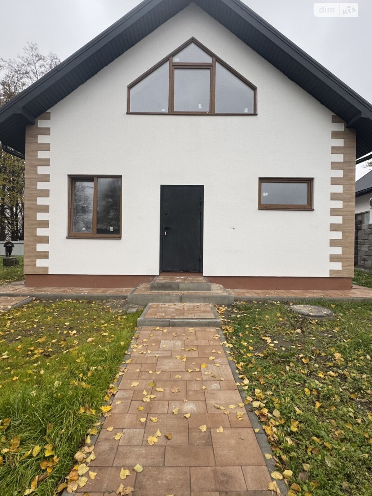 двухэтажный дом с отоплением, 120 кв. м, кирпич. Продажа в Михайловке-Рубежовке фото 1