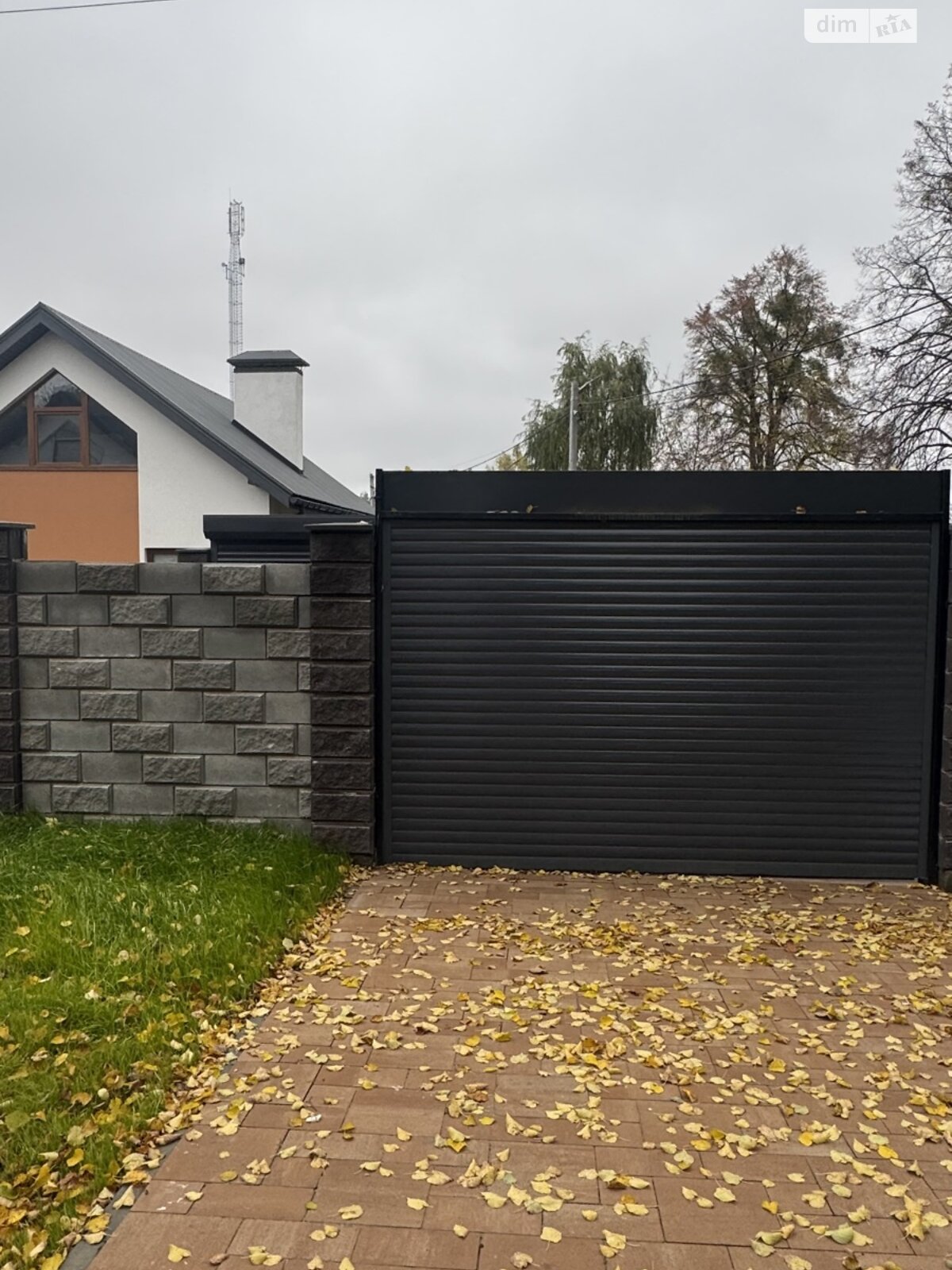 двухэтажный дом с отоплением, 120 кв. м, кирпич. Продажа в Михайловке-Рубежовке фото 1