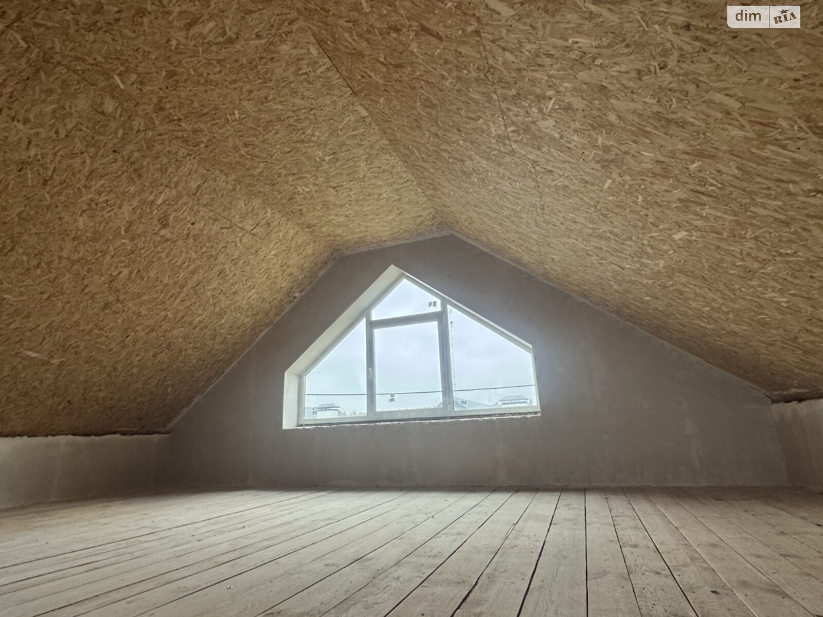 двухэтажный дом с отоплением, 120 кв. м, кирпич. Продажа в Михайловке-Рубежовке фото 1