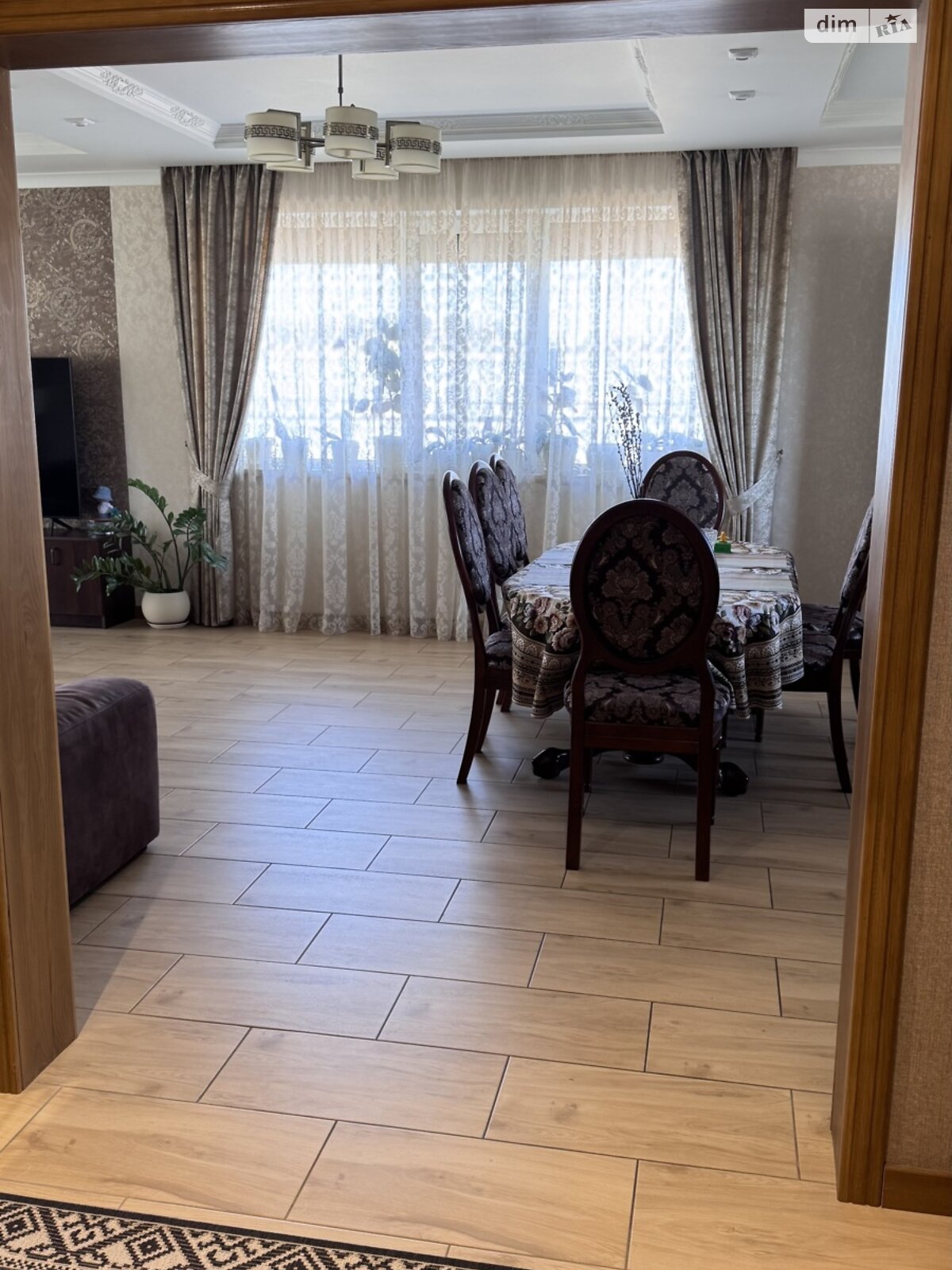 одноэтажный дом с гаражом, 189 кв. м, газобетон. Продажа в Михайловке-Рубежовке фото 1 одноэтажный дом с гаражом, 189 кв. м, газобетон. Продажа в Михайловке-Рубежовке фото 1