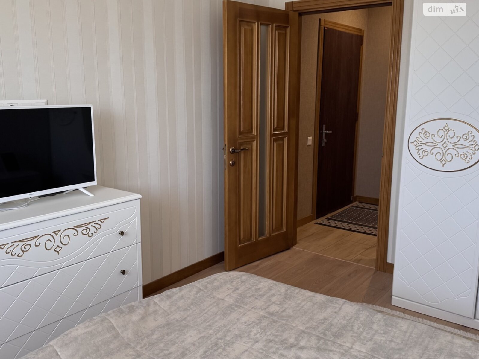 одноэтажный дом с гаражом, 189 кв. м, газобетон. Продажа в Михайловке-Рубежовке фото 1 одноэтажный дом с гаражом, 189 кв. м, газобетон. Продажа в Михайловке-Рубежовке фото 1