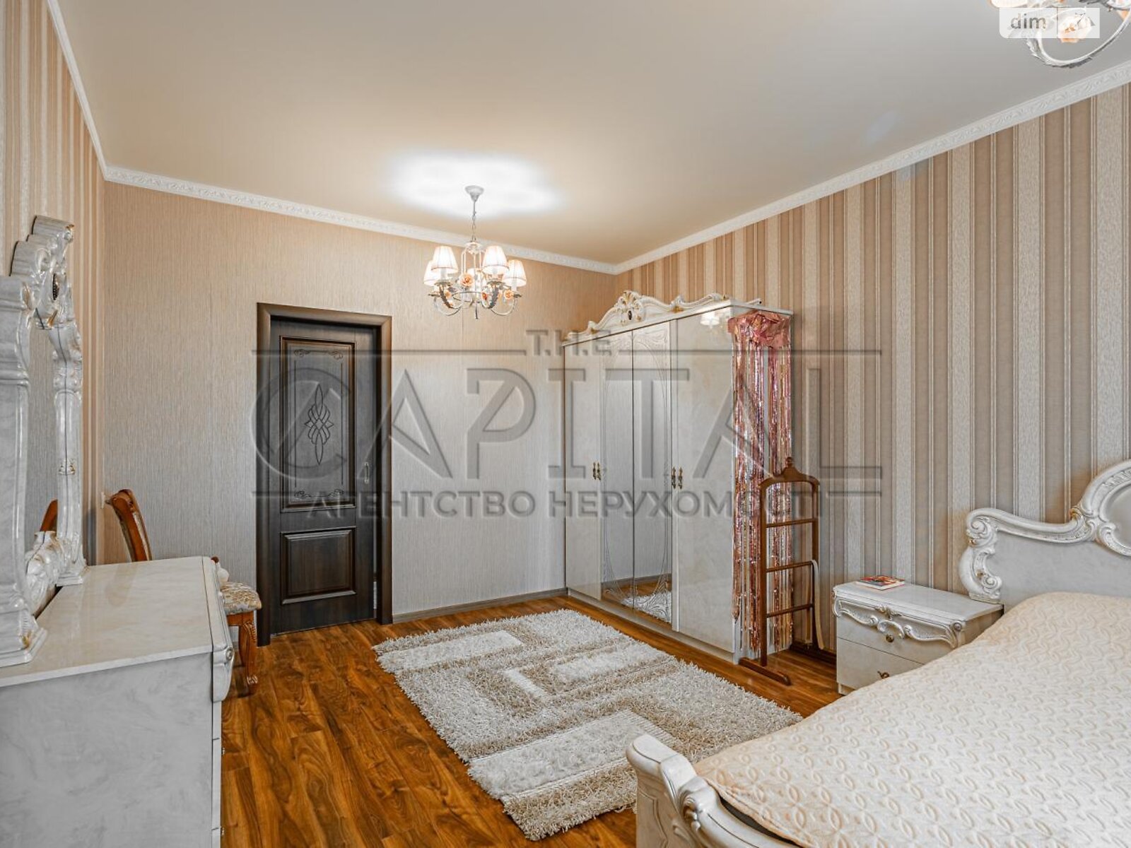 двухэтажный дом с балконом, 360 кв. м, кирпич. Продажа в Михайловке-Рубежовке фото 1 двухэтажный дом с балконом, 360 кв. м, кирпич. Продажа в Михайловке-Рубежовке фото 1