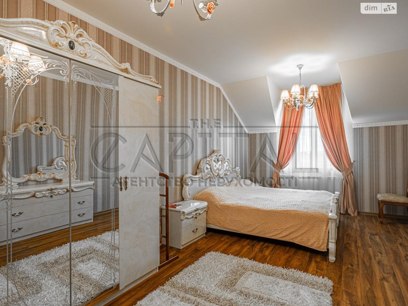 двухэтажный дом с балконом, 360 кв. м, кирпич. Продажа в Михайловке-Рубежовке фото 1 двухэтажный дом с балконом, 360 кв. м, кирпич. Продажа в Михайловке-Рубежовке фото 1