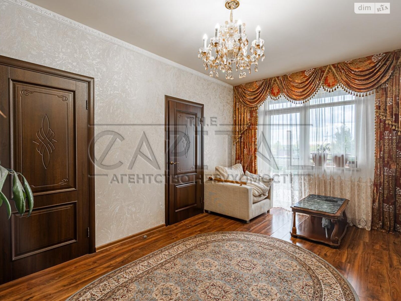 двухэтажный дом с балконом, 360 кв. м, кирпич. Продажа в Михайловке-Рубежовке фото 1 двухэтажный дом с балконом, 360 кв. м, кирпич. Продажа в Михайловке-Рубежовке фото 1