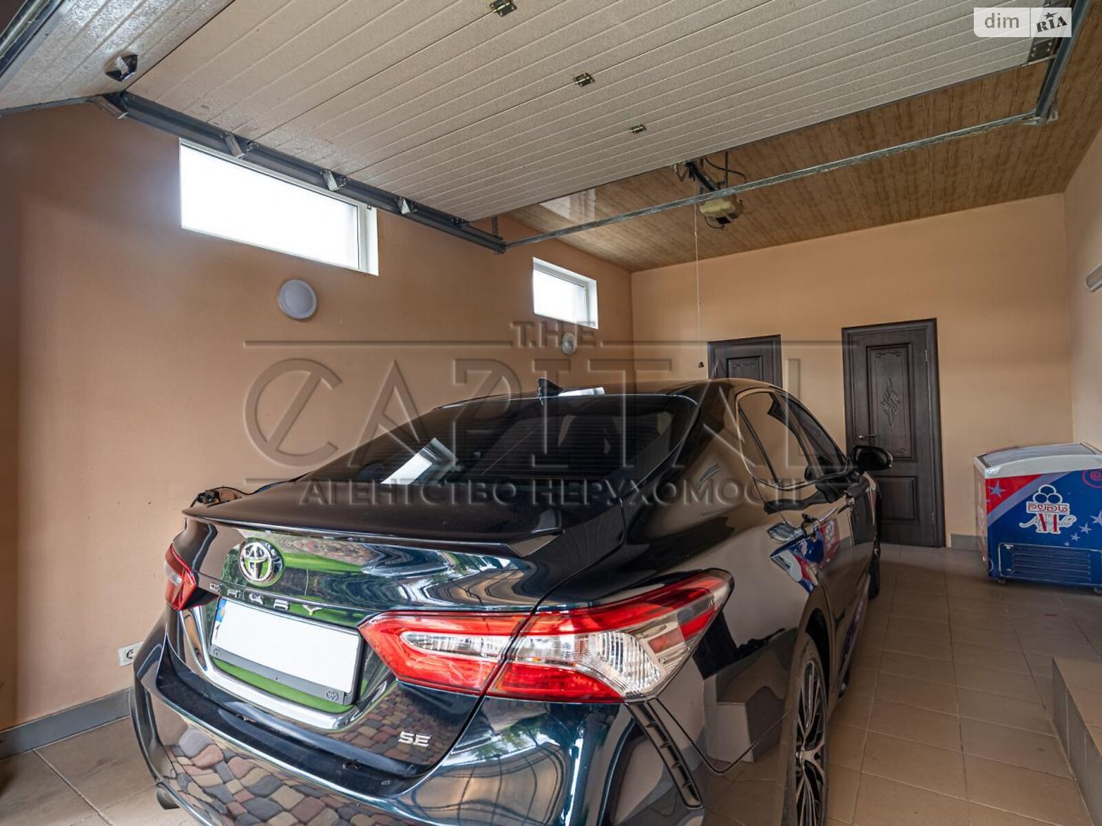 двухэтажный дом с балконом, 360 кв. м, кирпич. Продажа в Михайловке-Рубежовке фото 1 двухэтажный дом с балконом, 360 кв. м, кирпич. Продажа в Михайловке-Рубежовке фото 1