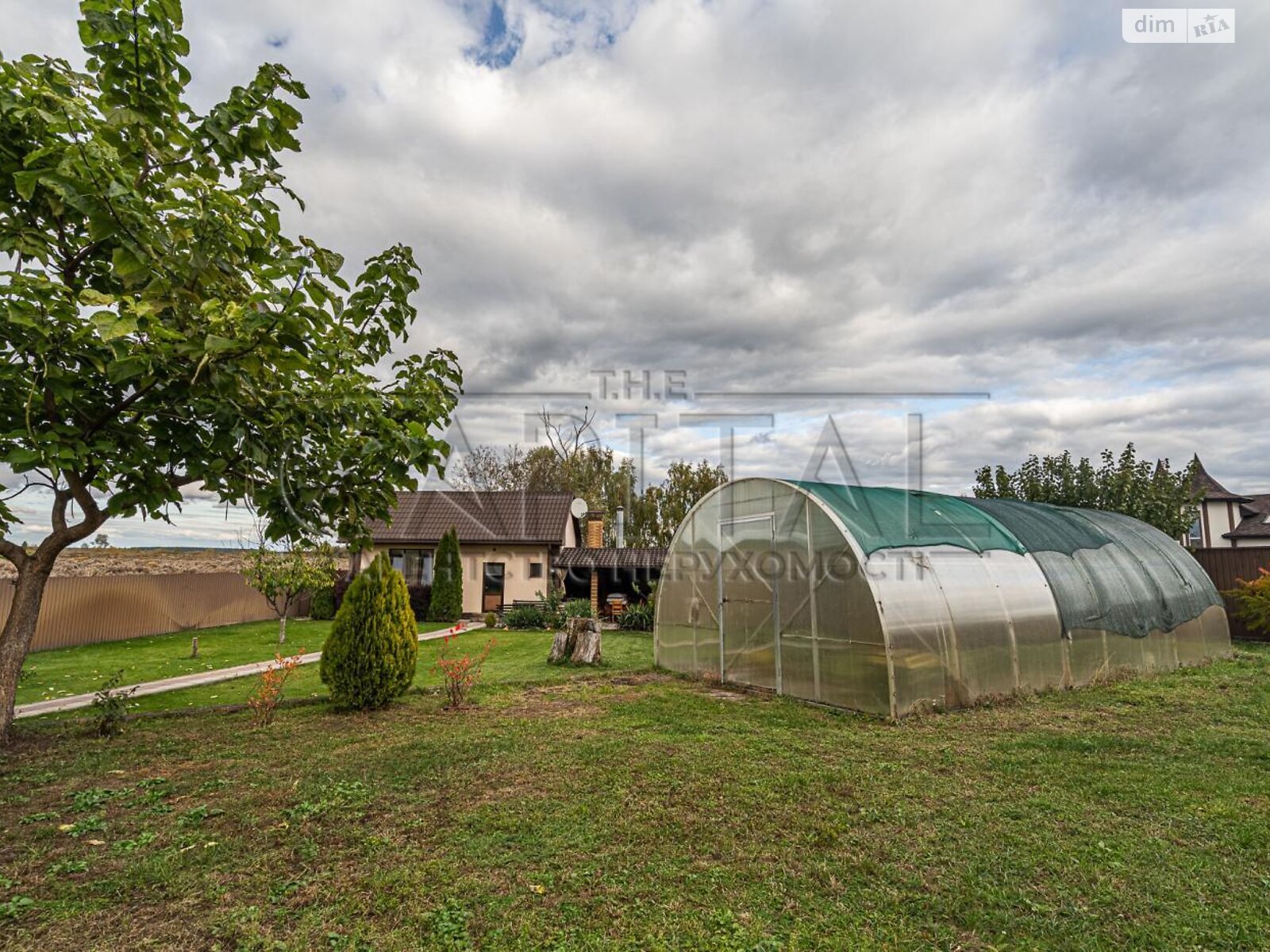 двухэтажный дом с балконом, 360 кв. м, кирпич. Продажа в Михайловке-Рубежовке фото 1 двухэтажный дом с балконом, 360 кв. м, кирпич. Продажа в Михайловке-Рубежовке фото 1