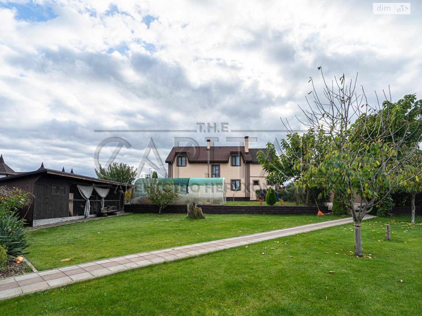 двухэтажный дом с балконом, 360 кв. м, кирпич. Продажа в Михайловке-Рубежовке фото 1 двухэтажный дом с балконом, 360 кв. м, кирпич. Продажа в Михайловке-Рубежовке фото 1